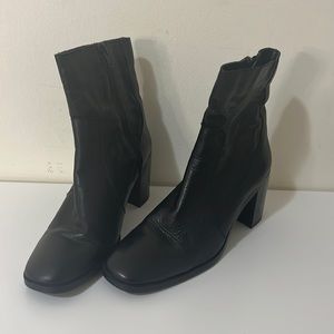 Zara 39 Ankle Boots Black